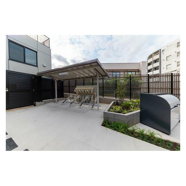 駐車場　駐輪場