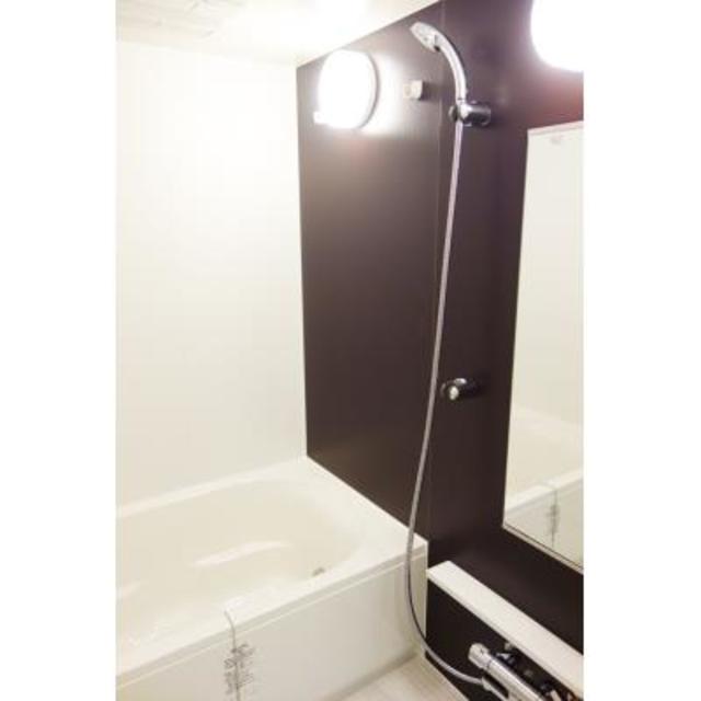 バス・シャワールーム　※写真は同タイプ住戸です。