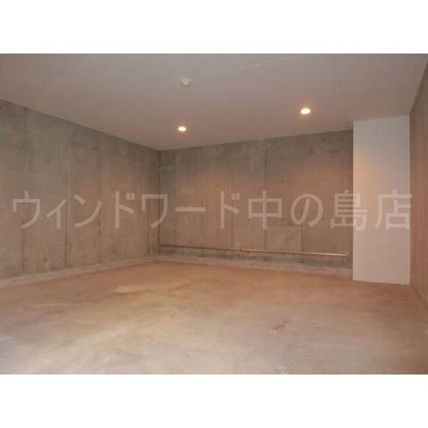 エントランス　詳細は、ウィンドワード中の島店までご相談下さい。