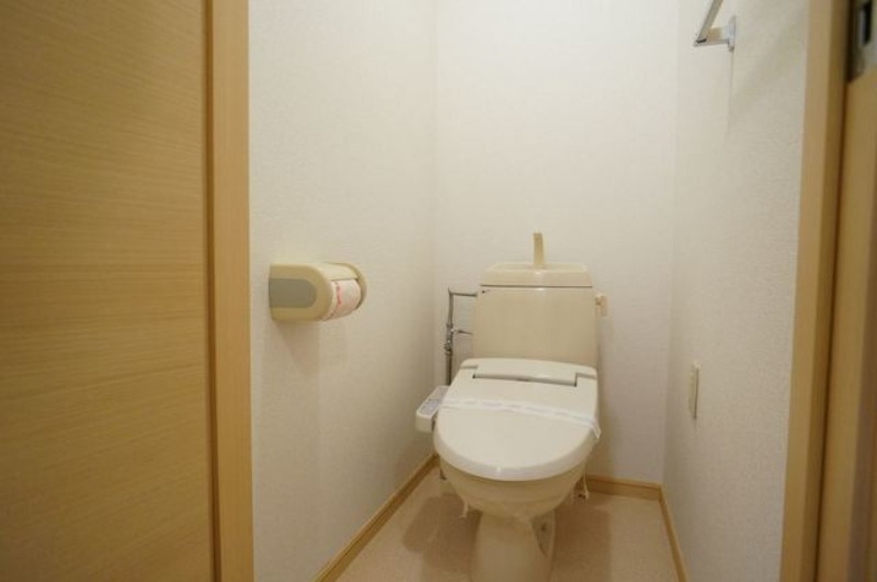 トイレ　図面と現状に相違がある場合には現状を優先