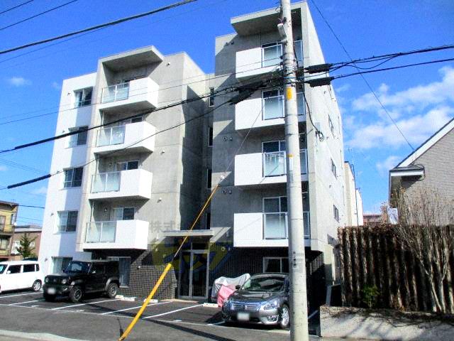 建物外観　都市ガス・ネット無料採用の２ＬＤＫマンションです♪