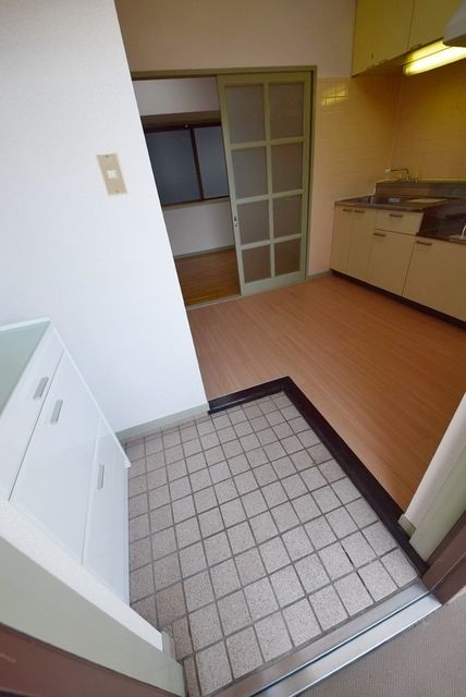 玄関　別部屋参考写真