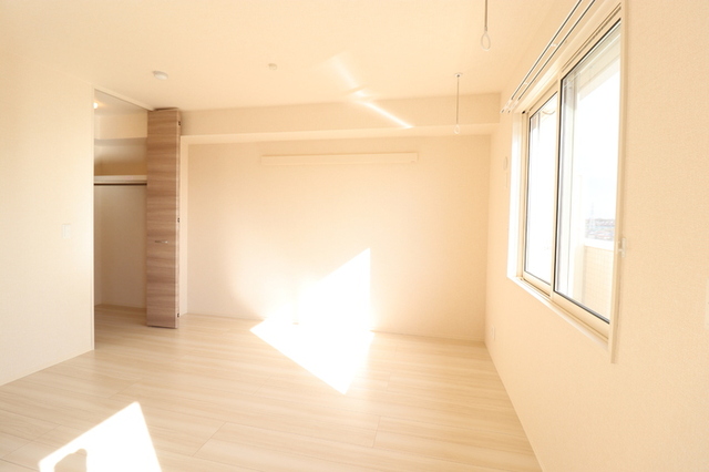 その他部屋・スペース　洋室６帖