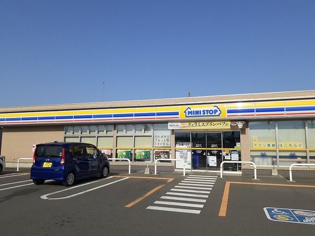 コンビニ　ミニストップ小田原東インター店（コンビニ）まで290m