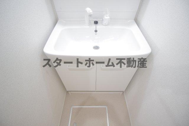 洗面設備　脱衣スペースもあります