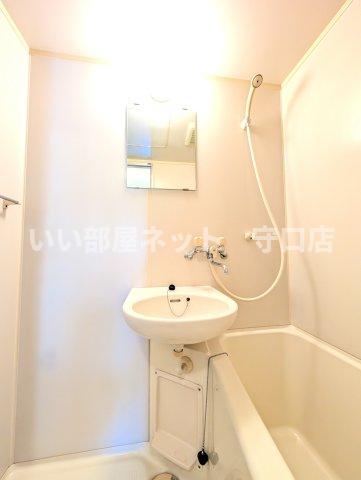 洗面設備　画像と現状が異なる場合は現状優先となります。