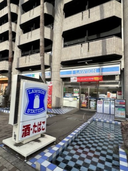 コンビニ　ローソン 木川西店（コンビニ）まで473m