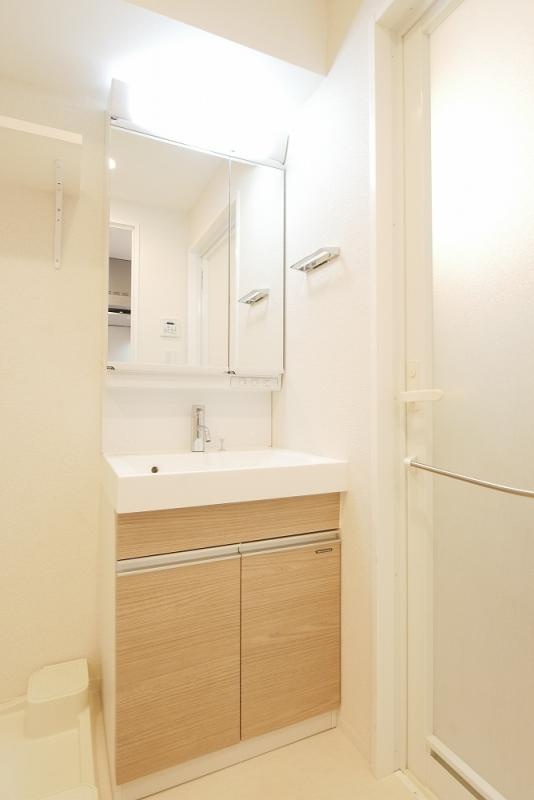 洗面設備　（別タイプ参考写真）アイル赤羽サウス　北区神谷2
