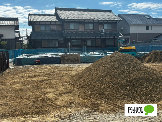 建物外観　建設中