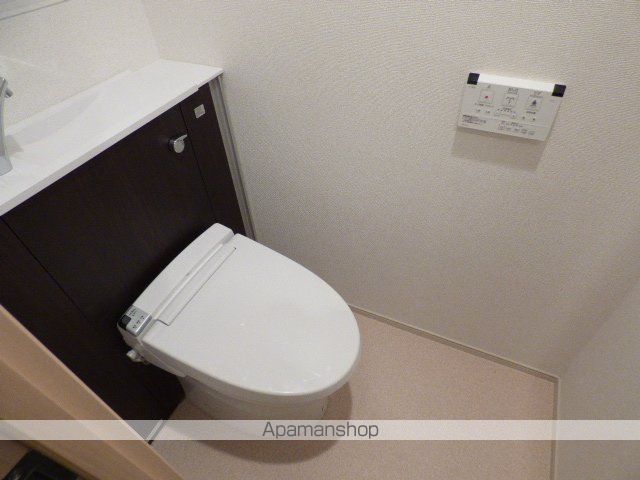 地下鉄中央線 高井田駅 徒歩9分 7階建 築12年のトイレ写真