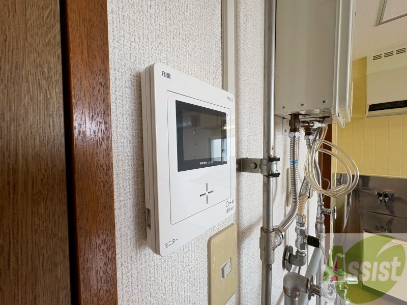 セキュリティ　ＴＶモニター付インターホンです。来客者の顔が見えるので安心！