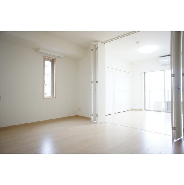 RAFFINE TERRACEの居間写真
