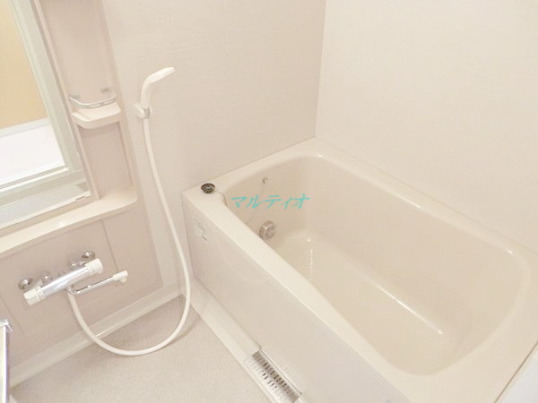 バス・シャワールーム　浴室