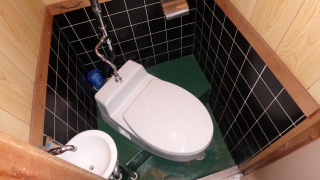【堂島マンションのトイレ】