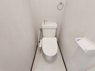 【松山市美沢のマンションのトイレ】