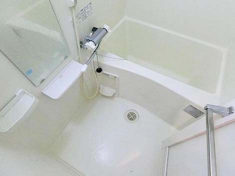 バス・シャワールーム　★浴室乾燥機付きバスルーム★