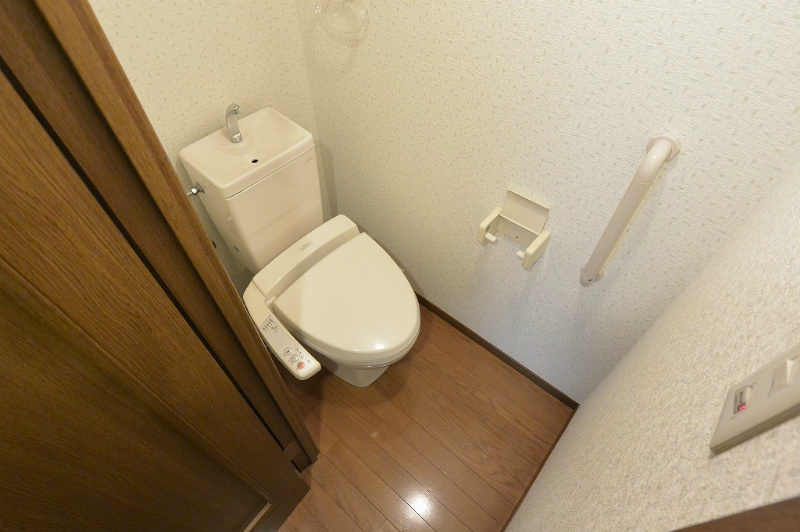 【第3クラウンマンションのトイレ】