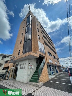 【江南市赤童子町御宿のマンションの建物外観】