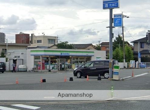 コンビニ　ファミリーマート（コンビニ）まで1539m