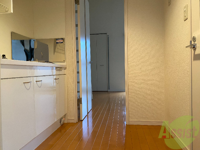 玄関　広い玄関ですので、急いでいるときでも問題ありませんね。