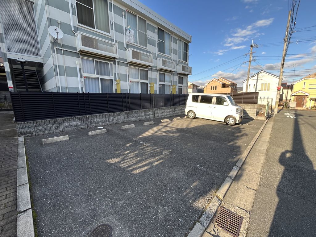 駐車場　駐車場