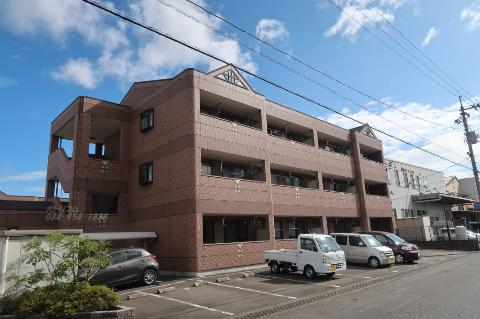 建物外観　外観写真（昼）