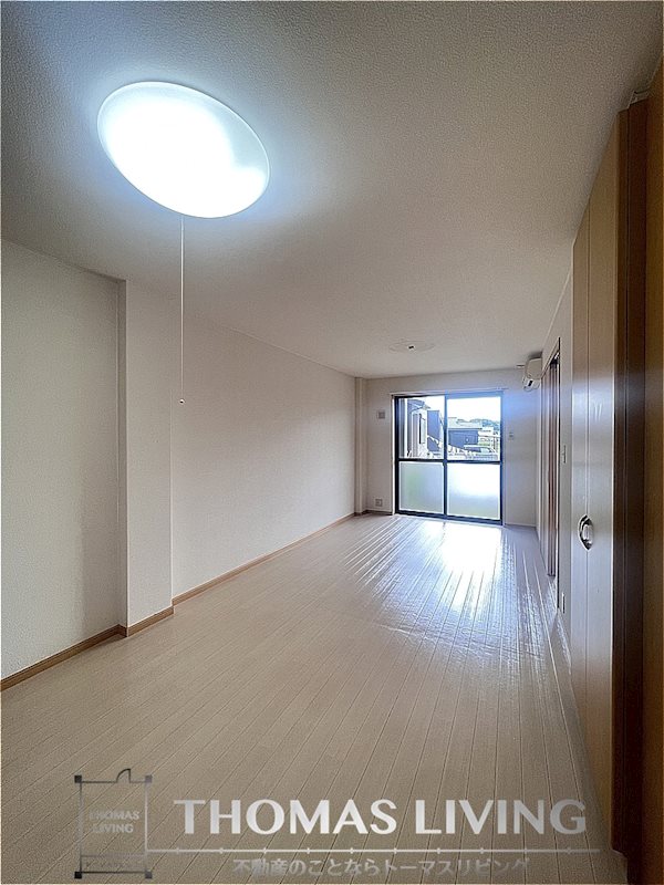 居室・リビング　広々としたリビングです。