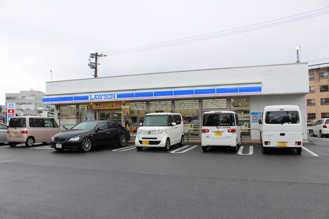 コンビニ　ローソン 大分千代町四丁目店（コンビニ）まで610m