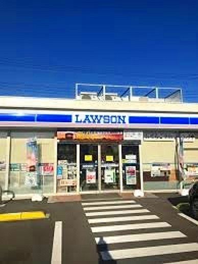 コンビニ　ローソン木更津八幡台3丁目店（コンビニ）まで190m