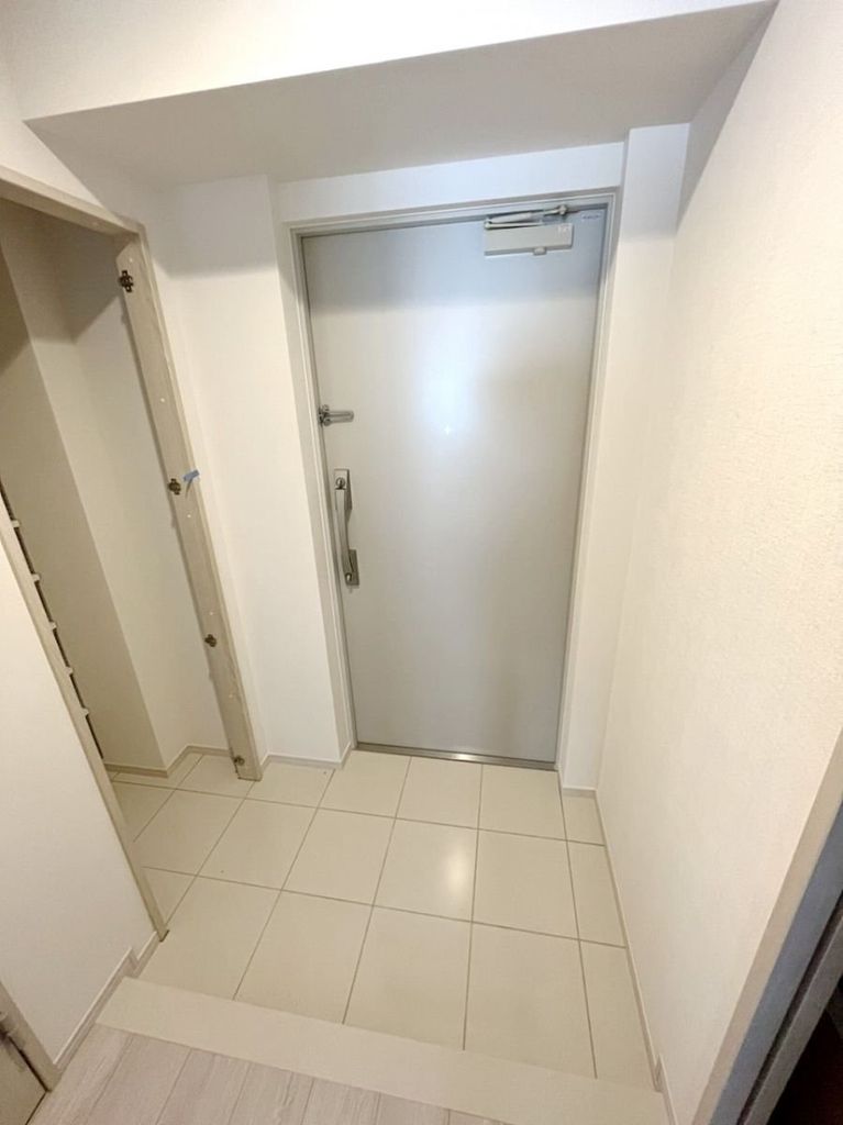 玄関　別号室参考写真
