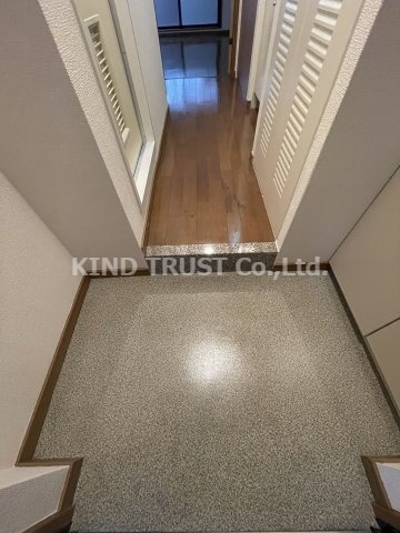 玄関　落ち着いた玄関です