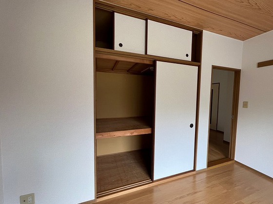 収納　※別部屋の写真です