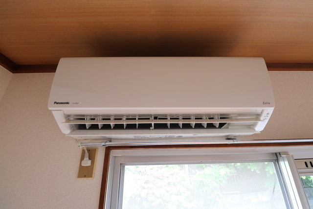 その他設備　エアコン設置済☆オールシーズン快適で面倒な取付作業なし♪