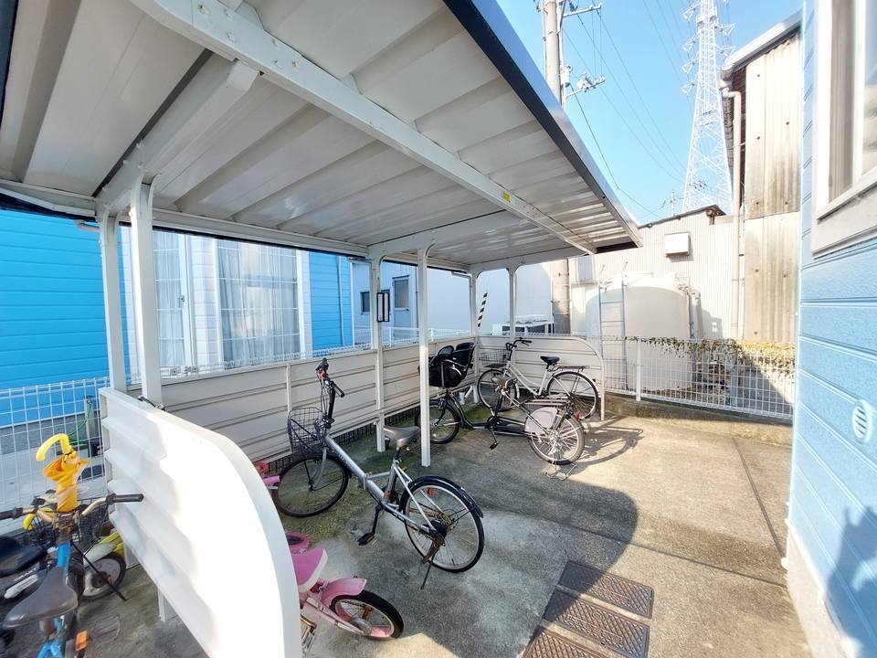 駐車場　駐輪場