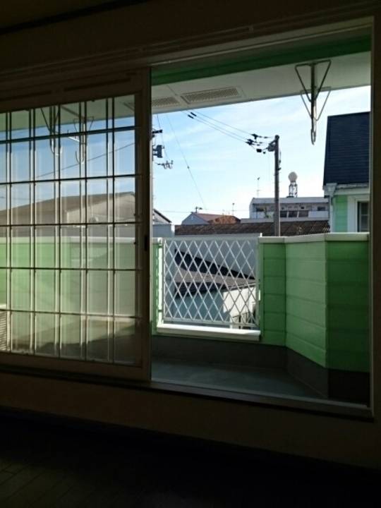 バルコニー　バルコニー