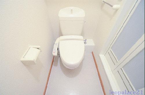 トイレ　備品や設備仕様は号室等により異なります現地をご確認下さい。