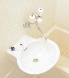 洗面設備　備品や設備仕様は号室等により異なります現地をご確認下さい。