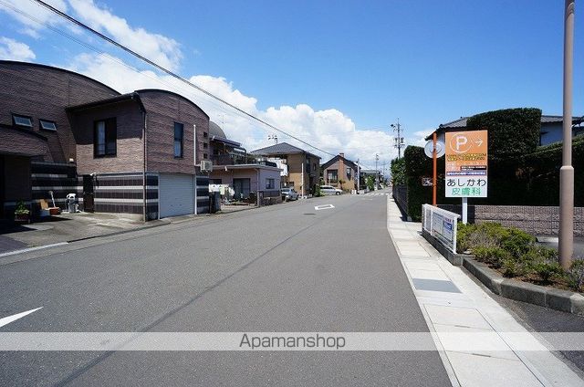 その他　前面道路（その他）まで5m