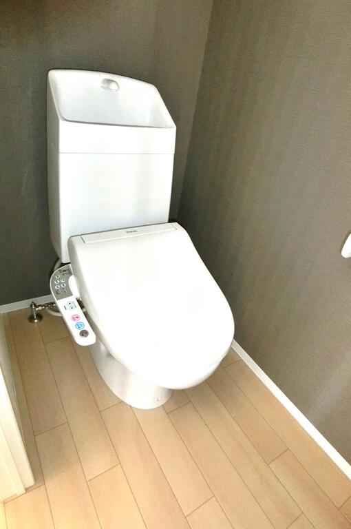 トイレ　同型物件の写真