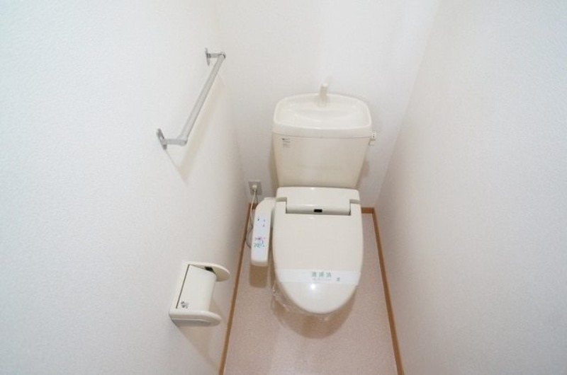 トイレ　図面と現状に相違がある場合には現状を優先