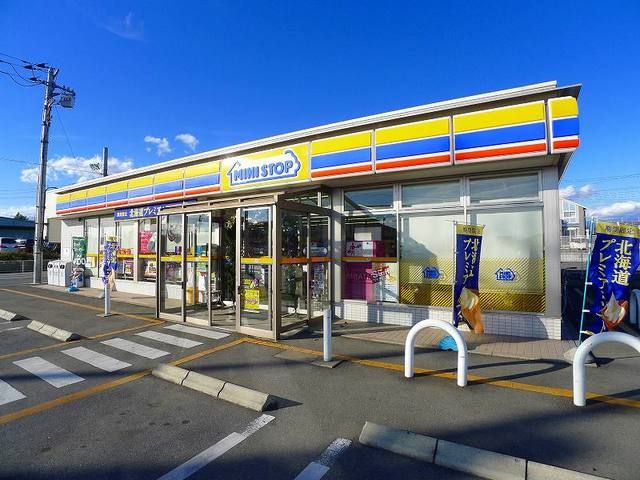 コンビニ　ミニストップ桐生新里店（コンビニ）まで450m