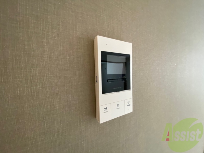 セキュリティ　ＴＶモニター付インターホンです。来客者の顔が見えるので安心！