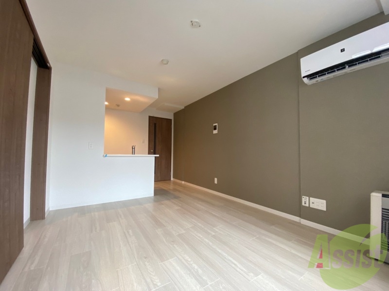 居室・リビング　広くてキレイなお部屋が広がっていて、充実した生活が送れそう。