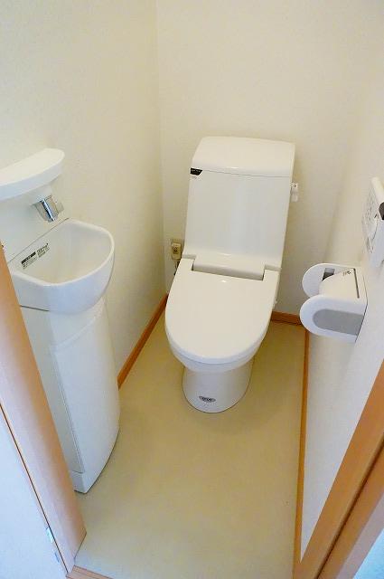 トイレ　トイレ