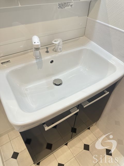 洗面設備　同仕様