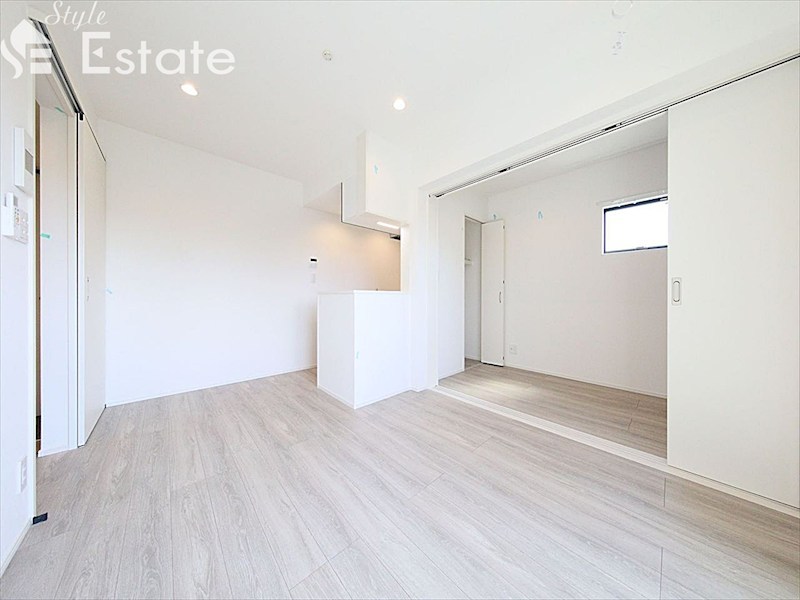 居室・リビング　リビング