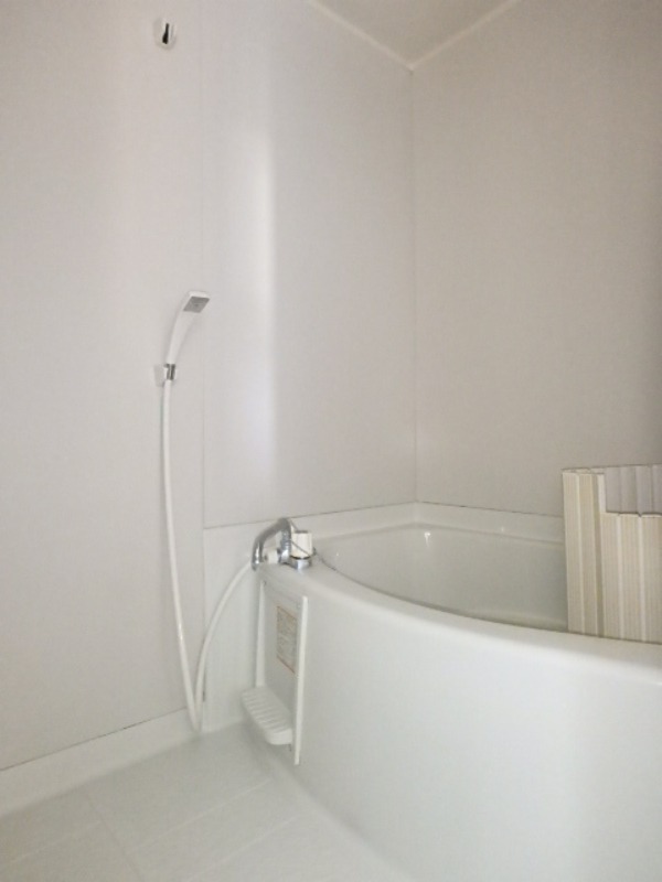 バス・シャワールーム　図面と現状に相違がある場合には現状を優先