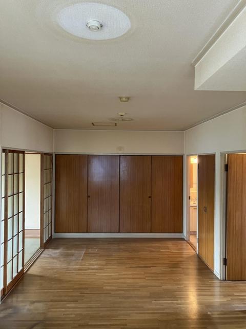 居室・リビング　【居間・リビング】現況を優先いたします。