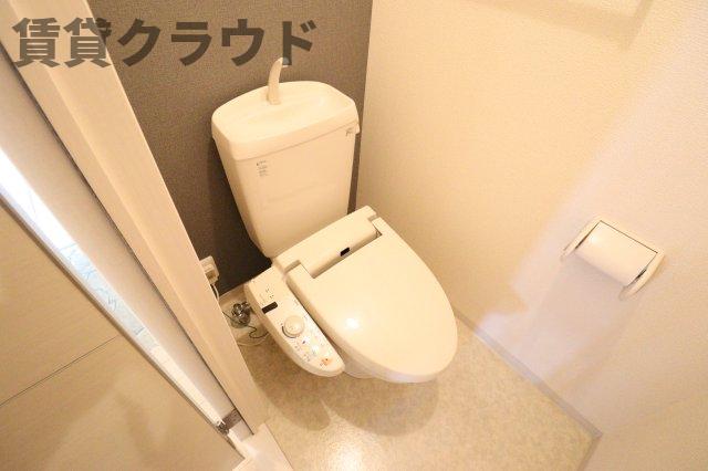 トイレ　落ち着いたトイレです