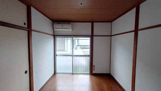 シュプールホダカの居間写真